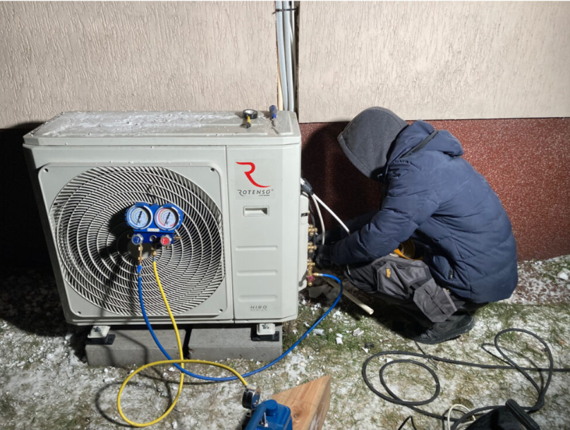 Realizacja 6 — montaż klimatyzacji